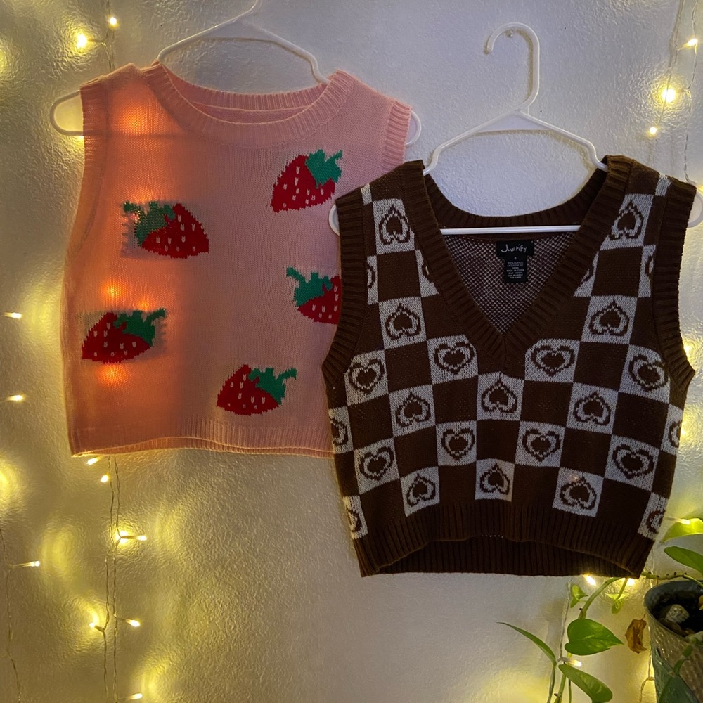 y2k trendy sweater vests